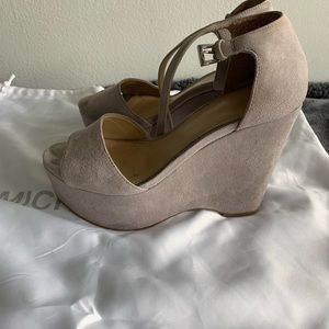 MICHAEL Michael Kors wedges size 5.5